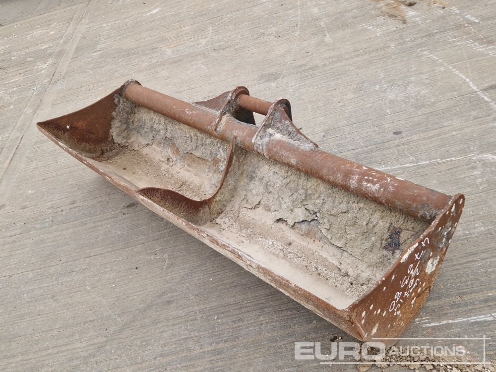 72" Ditching Bucket 60mm Pin to suit 10 Ton Excavator - Kaušas: foto 1 72" Ditching Bucket 60mm Pin to suit 10 Ton Excavator - Kaušas: foto 1