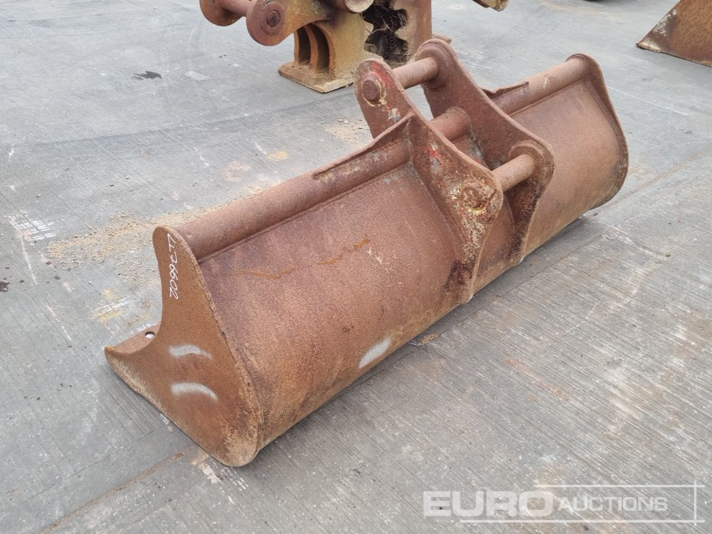 72" Ditching Bucket 65mm Pin to suit 13 Ton Excavator - Kaušas: foto 3 72" Ditching Bucket 65mm Pin to suit 13 Ton Excavator - Kaušas: foto 3