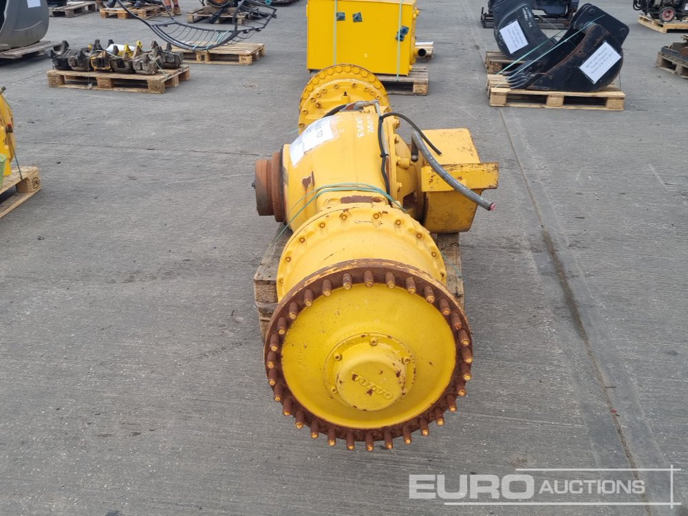 Rear Axle to suit Volvo L220 - Atsarginės dalys: foto 4 Rear Axle to suit Volvo L220 - Atsarginės dalys: foto 4