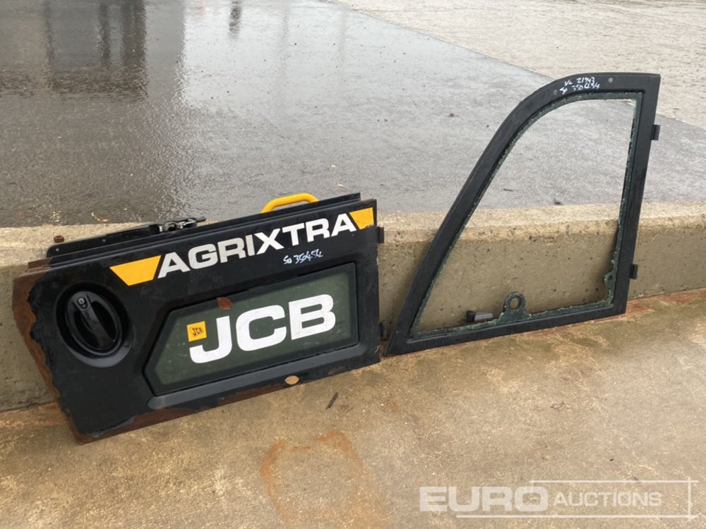 Top Window Frame & Bottom Door to suit JCB Telehandler - Atsarginės dalys: foto 1 Top Window Frame & Bottom Door to suit JCB Telehandler - Atsarginės dalys: foto 1