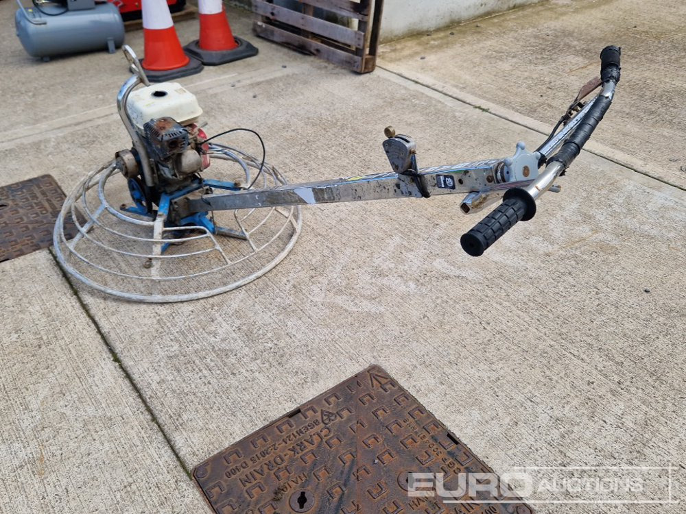 Bartell Petrol Power Float, Honda Engine (Spares) - Asfalto mašina: foto 3 Bartell Petrol Power Float, Honda Engine (Spares) - Asfalto mašina: foto 3