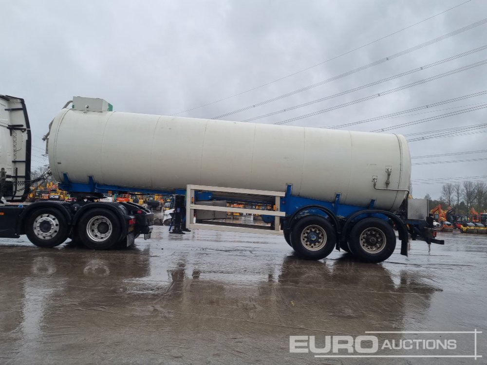 Clayton Twin Axle Tanker Trailer,Rear Steer, Stainless Steel Tank - Puspriekabė cisterna: foto 2 Clayton Twin Axle Tanker Trailer,Rear Steer, Stainless Steel Tank - Puspriekabė cisterna: foto 2