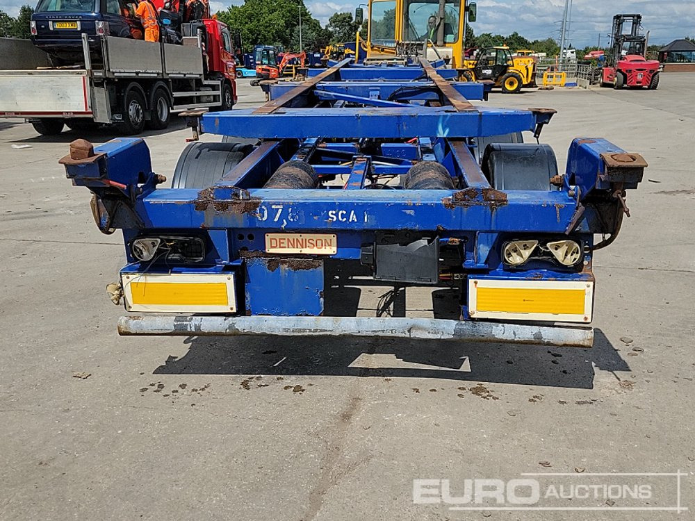 Dennison Trailers Tri Axle Skelton Trailer, Lift Axle - Platforminė/ Bortinė puspriekabė: foto 4 Dennison Trailers Tri Axle Skelton Trailer, Lift Axle - Platforminė/ Bortinė puspriekabė: foto 4