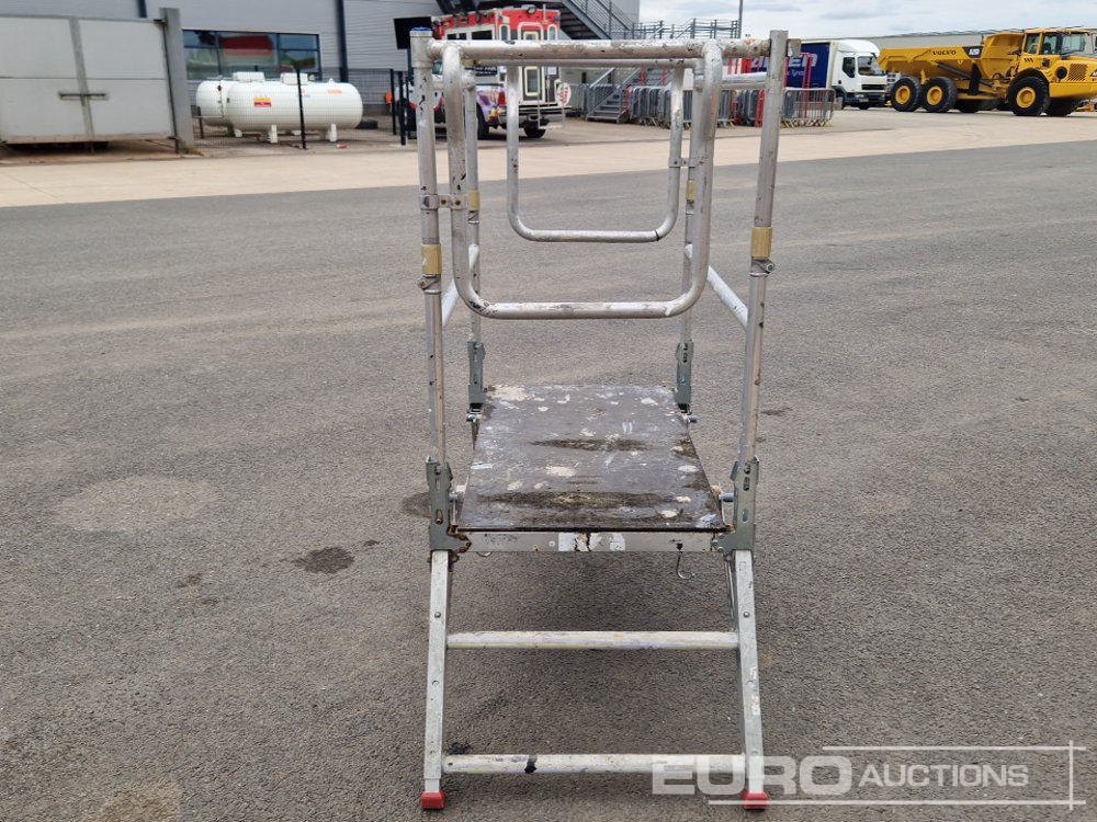 Folding Aluminium Scaffolding Platform - Statybinė įranga: foto 4 Folding Aluminium Scaffolding Platform - Statybinė įranga: foto 4