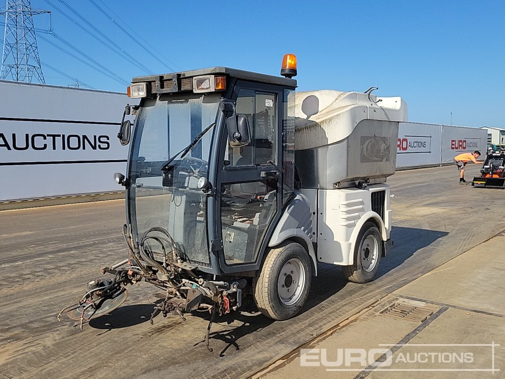Hako Citymaster 1200 4x2 Sweeper Lorry (Not Road Registered, Reg Docs Are NOT Available) - Gatvių šlavimo mašina: foto 1 Hako Citymaster 1200 4x2 Sweeper Lorry (Not Road Registered, Reg Docs Are NOT Available) - Gatvių šlavimo mašina: foto 1
