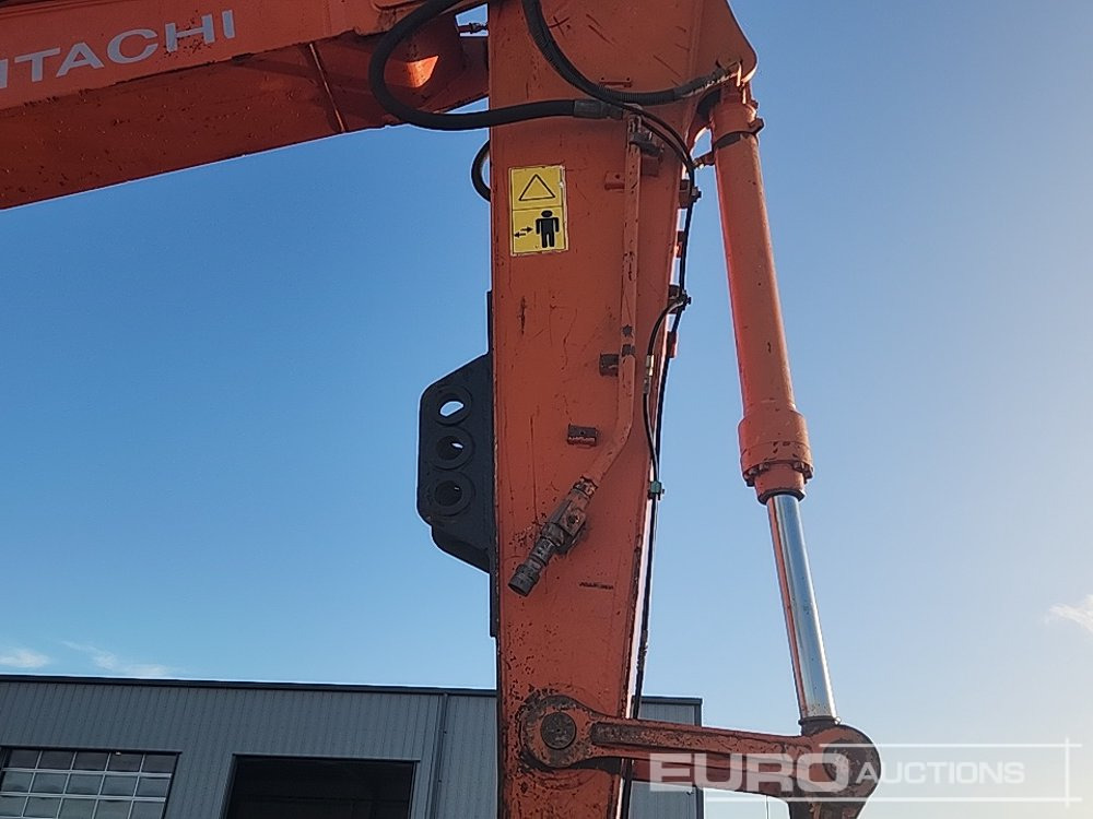 Vikšrinis ekskavatorius Hitachi ZX210LC-3: foto 20