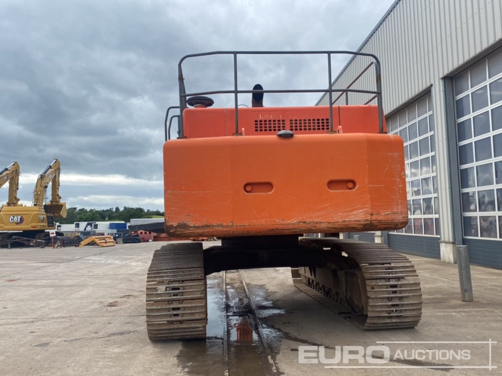 Hitachi ZX470LCH-3 - Vikšrinis ekskavatorius: foto 4 Hitachi ZX470LCH-3 - Vikšrinis ekskavatorius: foto 4