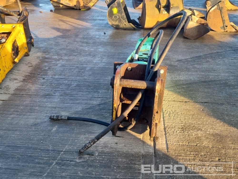 Hydraulic Breaker 65mm Pin to suit 13 Ton Excavator - Hidraulinis kūjis: foto 4 Hydraulic Breaker 65mm Pin to suit 13 Ton Excavator - Hidraulinis kūjis: foto 4