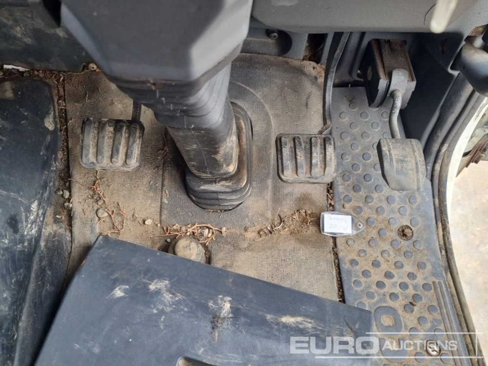 Autocisterna Iveco 100E18: foto 42