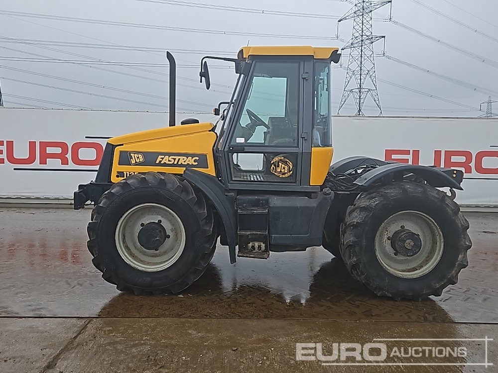 JCB Fastrac 1135 4WD Tractor, Front & Rear Suspension, 3 Spool Valves, Air Brakes - Traktorius: foto 2 JCB Fastrac 1135 4WD Tractor, Front & Rear Suspension, 3 Spool Valves, Air Brakes - Traktorius: foto 2