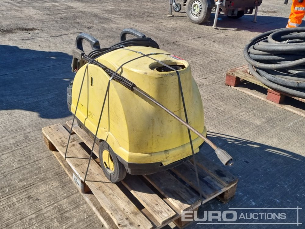 Karcher 250 Volt Pressure Washer - Aukšto slėgio plovykla: foto 3 Karcher 250 Volt Pressure Washer - Aukšto slėgio plovykla: foto 3