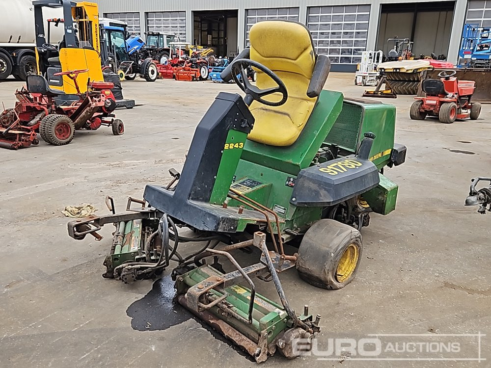 John Deere 2243 - Kita technika: foto 2 John Deere 2243 - Kita technika: foto 2