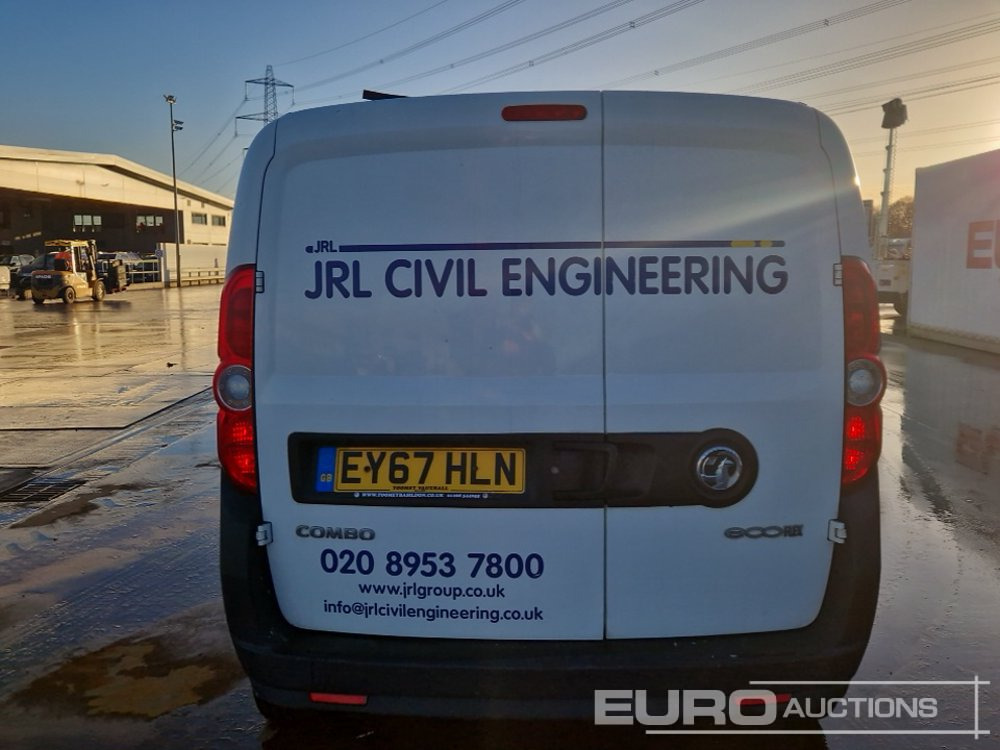 2017 Vauxhall Combo - Komercinis automobilis: foto 4 2017 Vauxhall Combo - Komercinis automobilis: foto 4