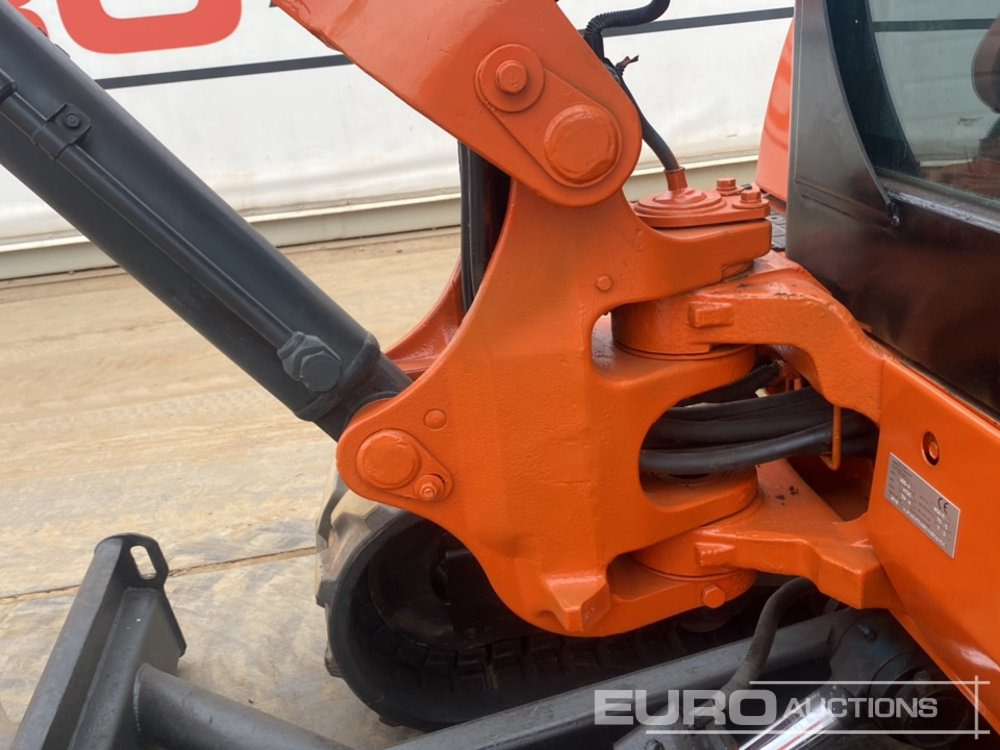 Mini ekskavatorius Kubota U55-4: foto 17