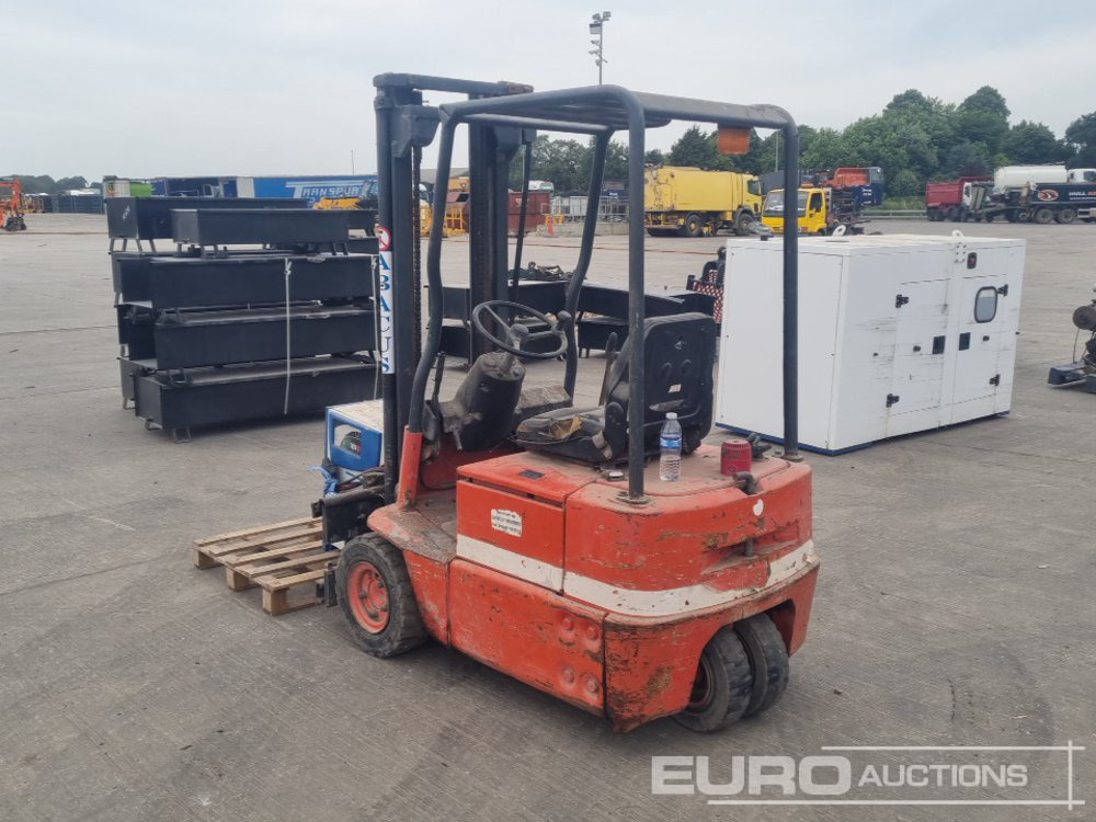 Linde E12 - Elektrinis krautuvas: foto 3 Linde E12 - Elektrinis krautuvas: foto 3