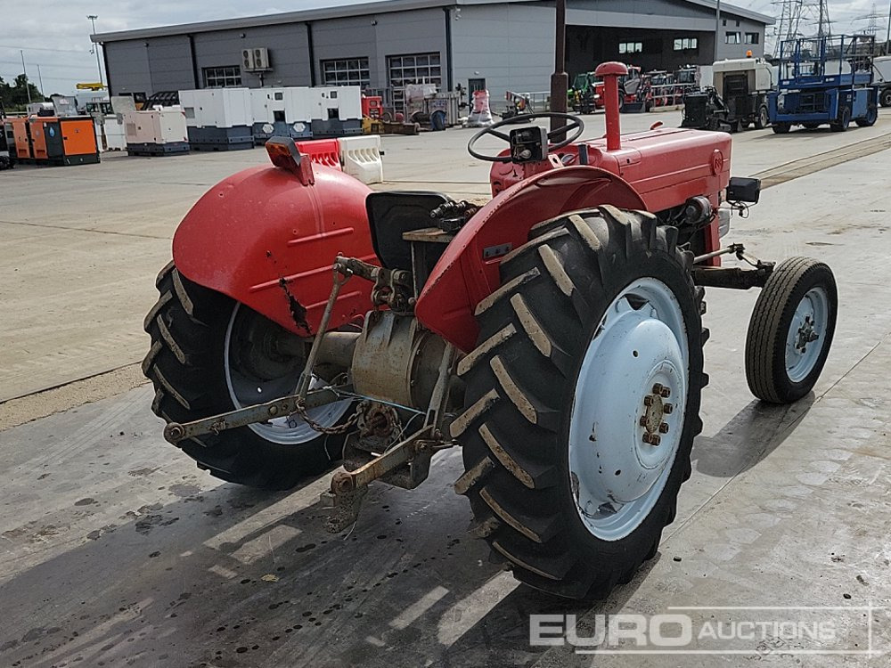 Massey Ferguson MF133 - Traktorius: foto 5 Massey Ferguson MF133 - Traktorius: foto 5