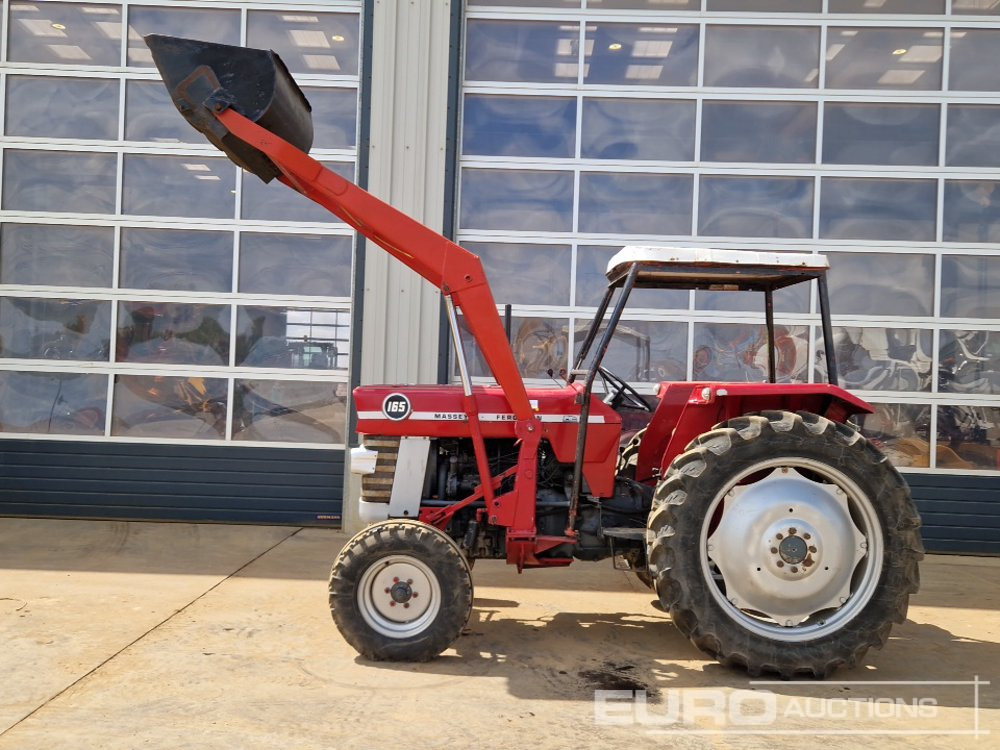 Massey Ferguson MF165 - Traktorius: foto 2 Massey Ferguson MF165 - Traktorius: foto 2