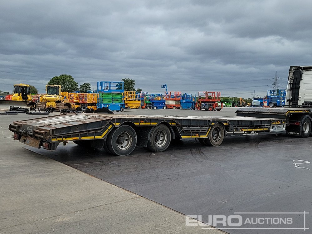 Montracon Tri Axle Step Frame Low Loader Trailer - Žemo profilio platforma puspriekabė: foto 5 Montracon Tri Axle Step Frame Low Loader Trailer - Žemo profilio platforma puspriekabė: foto 5