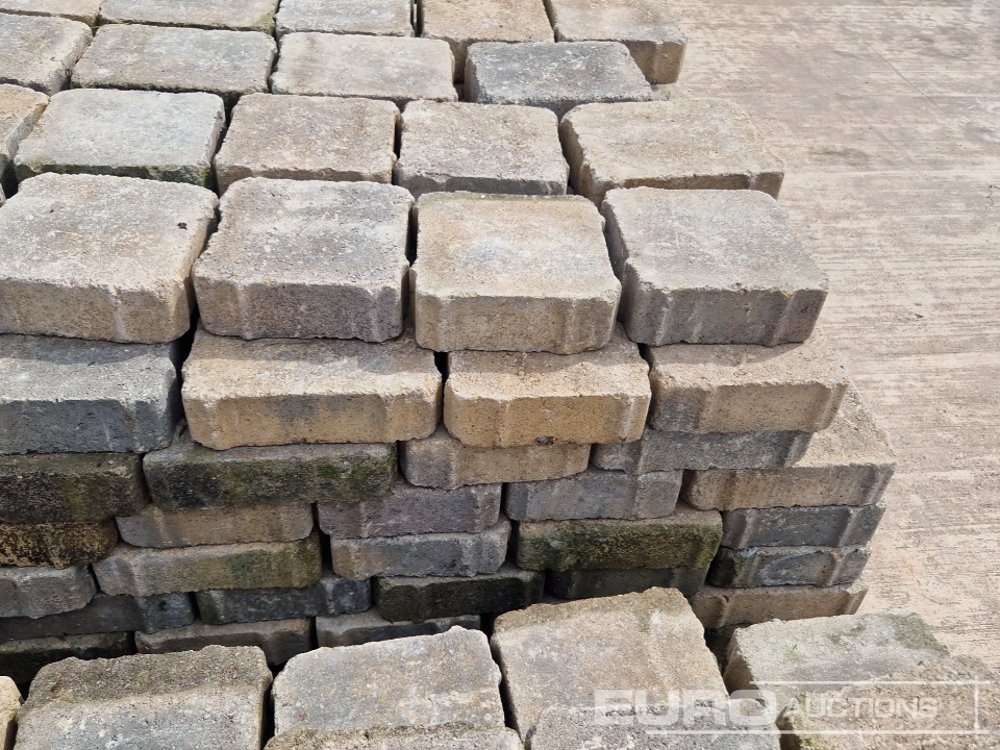 Statybinė įranga Pallet of Paving Bricks (2 of): foto 12