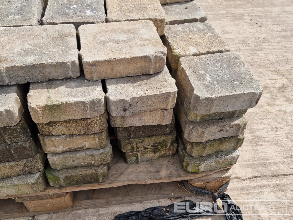 Statybinė įranga Pallet of Paving Bricks (2 of): foto 16