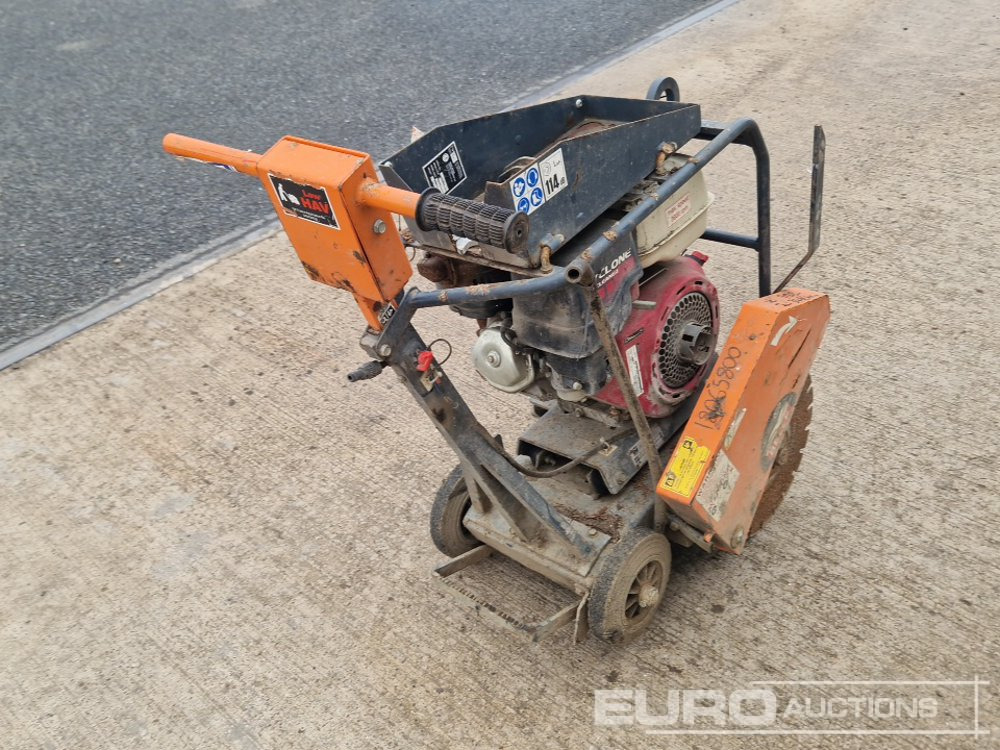 Petrol Road Saw, Honda Engine (Spares) - Asfalto mašina: foto 5 Petrol Road Saw, Honda Engine (Spares) - Asfalto mašina: foto 5