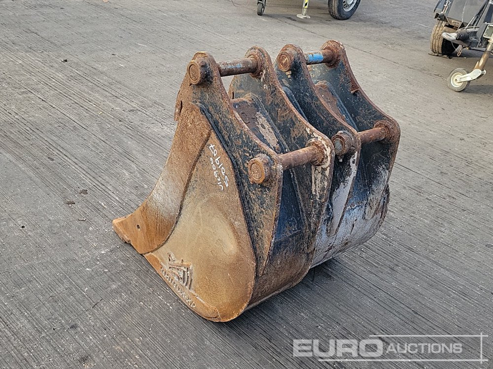 Rhinox 12", 18" Digging Bucket 45mm Pin to suit to suit 4-6 Ton Excavator - Kaušas: foto 3 Rhinox 12", 18" Digging Bucket 45mm Pin to suit to suit 4-6 Ton Excavator - Kaušas: foto 3