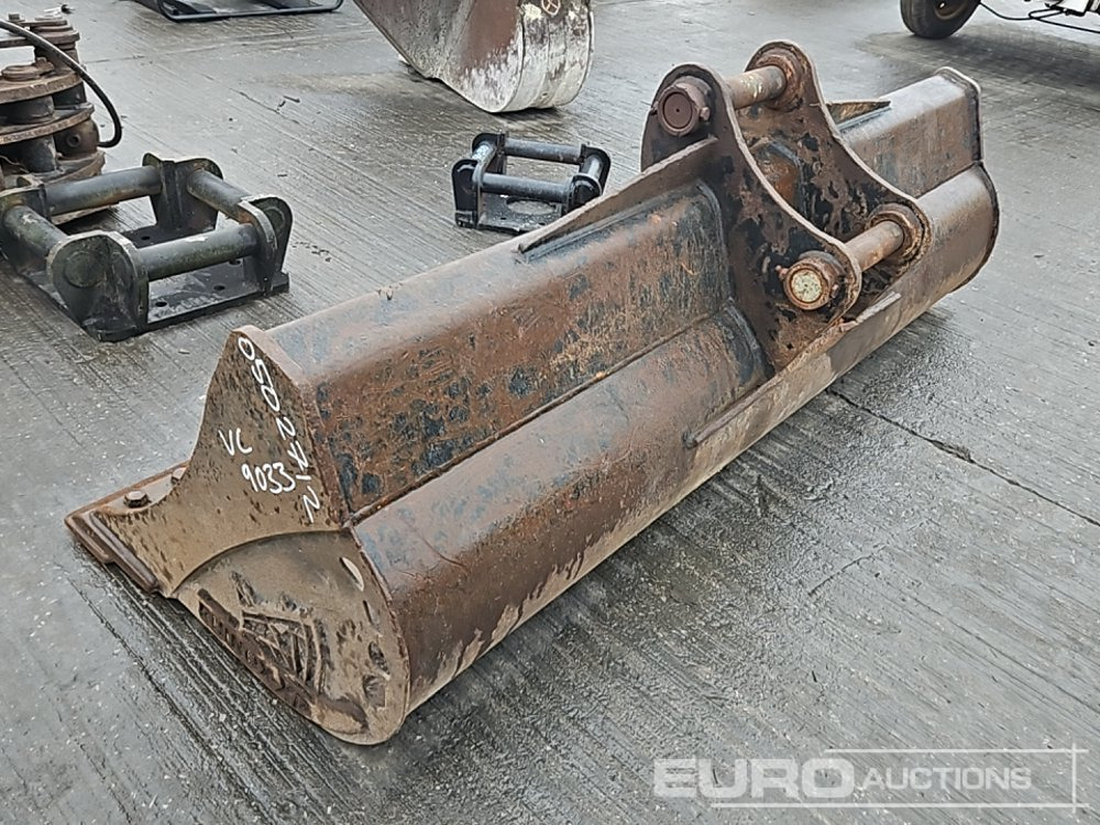 Rhinox 72" Ditching Bucket 50mm Pin to suit 6-8 Ton Excavator - Kaušas: foto 3 Rhinox 72" Ditching Bucket 50mm Pin to suit 6-8 Ton Excavator - Kaušas: foto 3