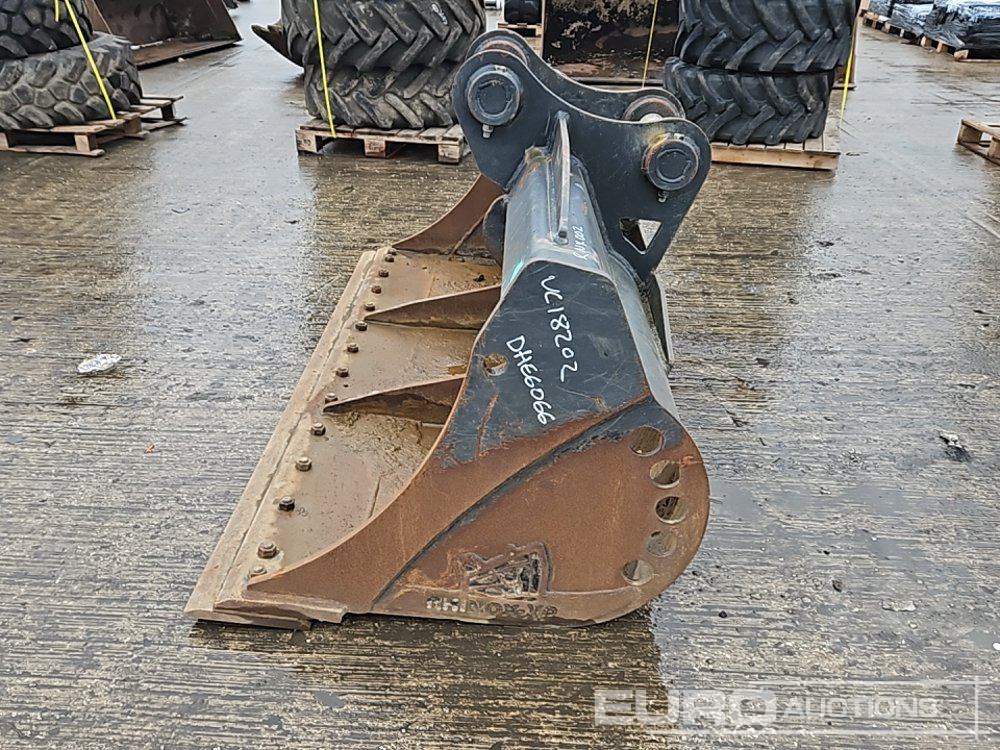 Rhinox 84" Ditching Bucket 80mm Pin to suit 20 Ton Excavator - Kaušas: foto 4 Rhinox 84" Ditching Bucket 80mm Pin to suit 20 Ton Excavator - Kaušas: foto 4