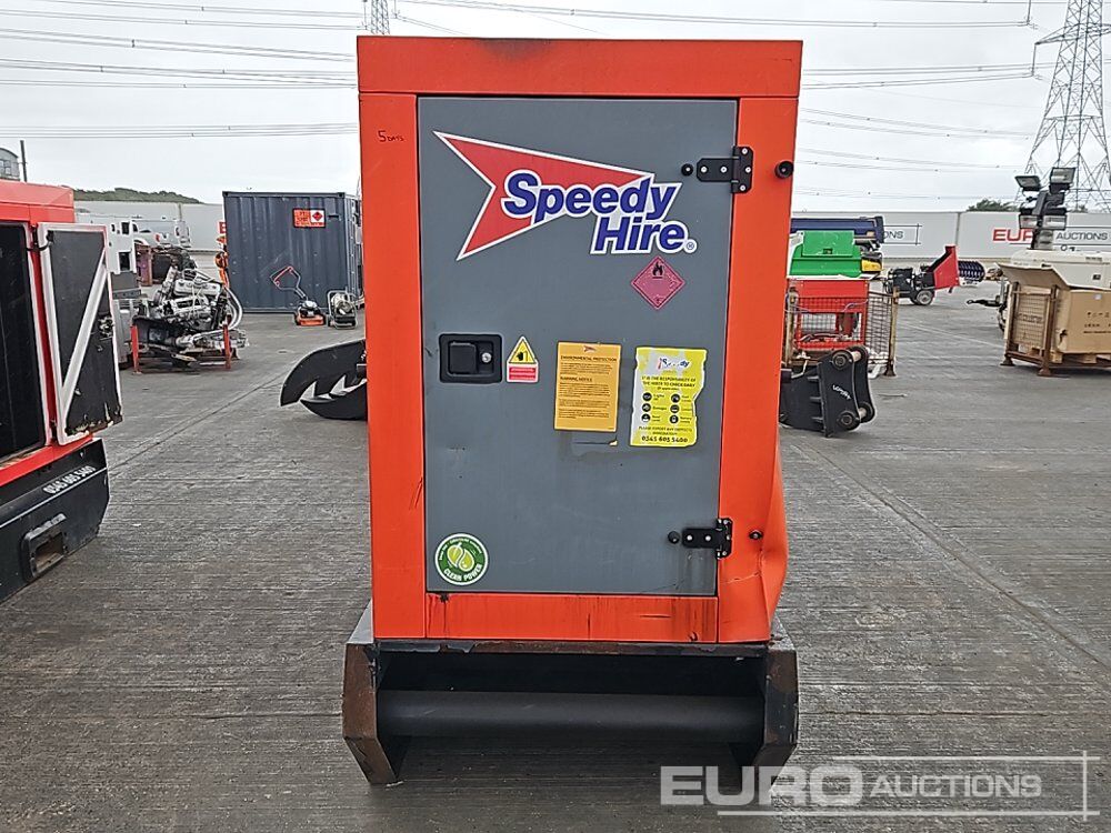 SDMO R90 - Elektrinis generatorius: foto 4 SDMO R90 - Elektrinis generatorius: foto 4