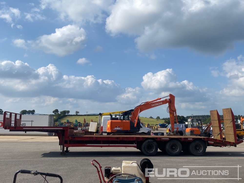 Soughan Tri Axle Stepframe Low Loader Trailer, Ramps (Green Licence Card Available) - Žemo profilio platforma puspriekabė: foto 2 Soughan Tri Axle Stepframe Low Loader Trailer, Ramps (Green Licence Card Available) - Žemo profilio platforma puspriekabė: foto 2