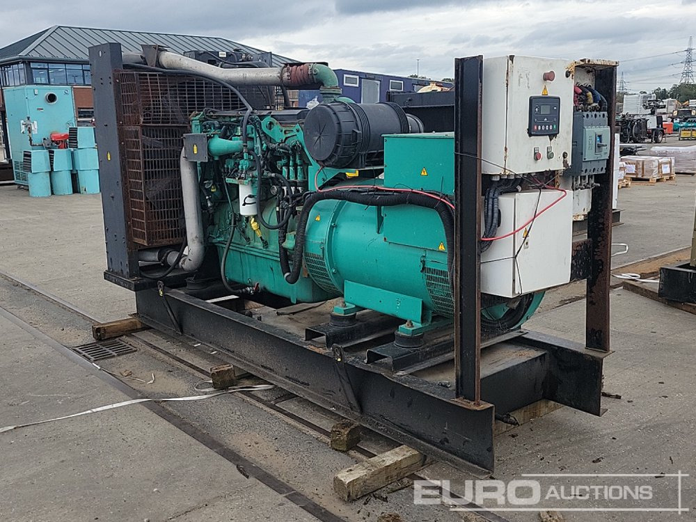 Stamford 500kVA Skid Mounted Generator, Cummins Engine - Elektrinis generatorius: foto 3 Stamford 500kVA Skid Mounted Generator, Cummins Engine - Elektrinis generatorius: foto 3