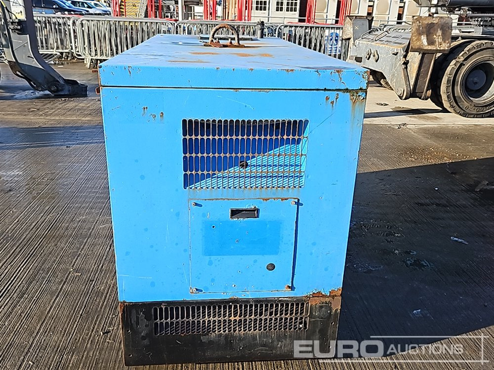 Stephill SSDK12 - Elektrinis generatorius: foto 4 Stephill SSDK12 - Elektrinis generatorius: foto 4