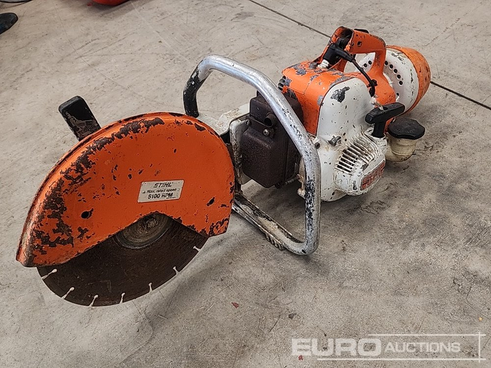 Stihl TS350 Petrol Consaw - Asfalto mašina: foto 1 Stihl TS350 Petrol Consaw - Asfalto mašina: foto 1