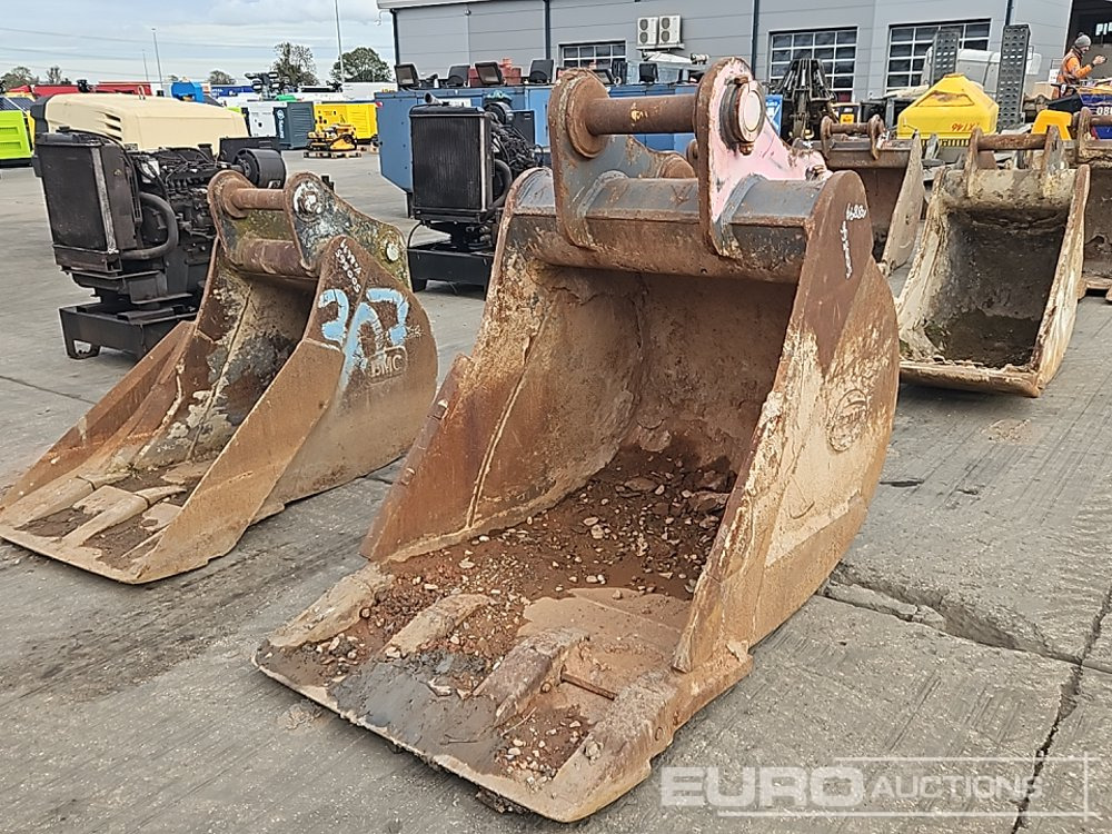 Strickland 36" Digging Bucket 80mm Pin to suit 20 Ton Excavator - Kaušas: foto 1 Strickland 36" Digging Bucket 80mm Pin to suit 20 Ton Excavator - Kaušas: foto 1