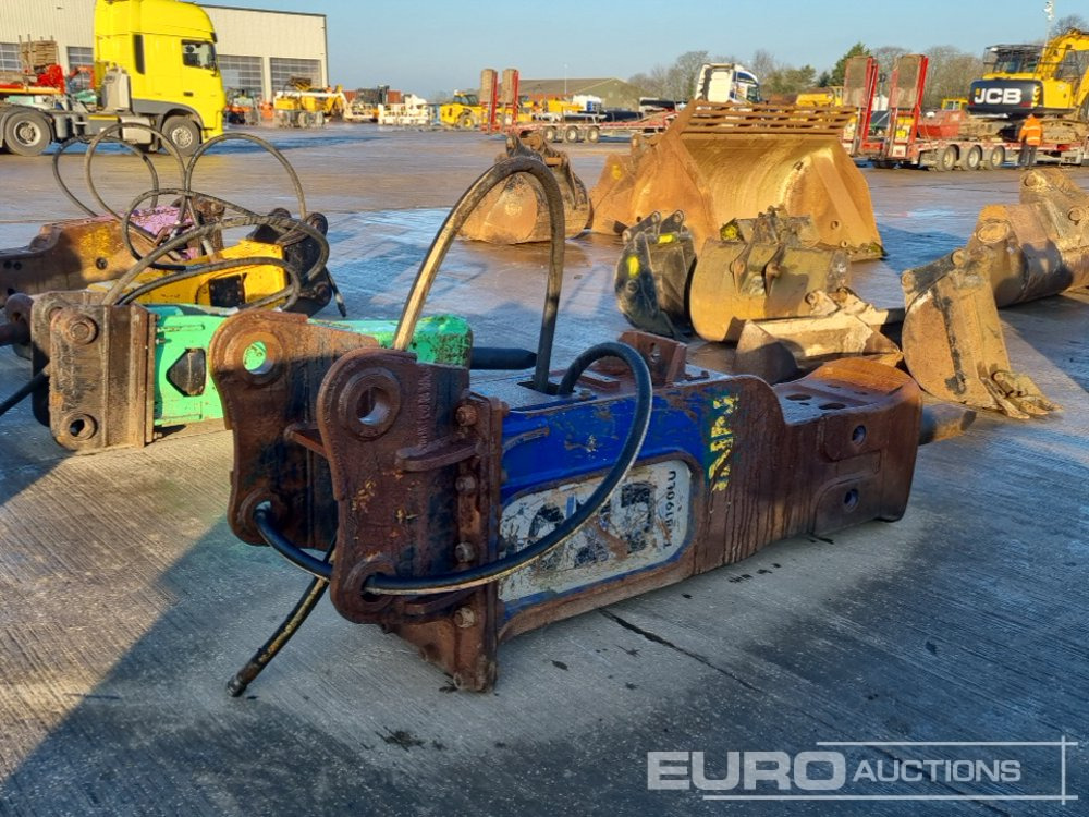 Toku Hydraulic Breaker 80mm Pin to suit 20 Ton Excavator - Hidraulinis kūjis: foto 5 Toku Hydraulic Breaker 80mm Pin to suit 20 Ton Excavator - Hidraulinis kūjis: foto 5