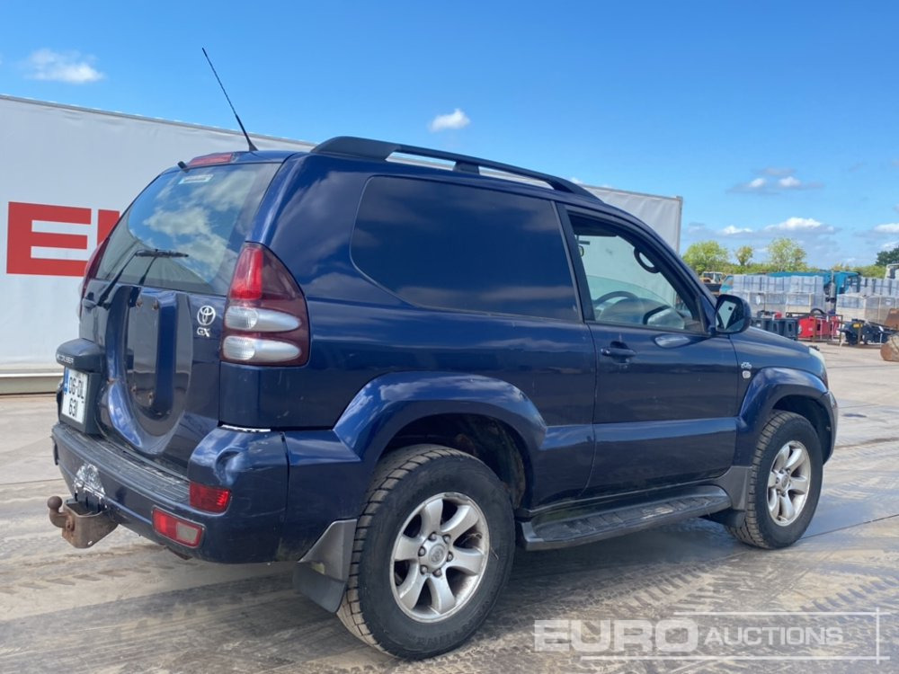 Toyota Land Cruiser - Visureigis: foto 5 Toyota Land Cruiser - Visureigis: foto 5