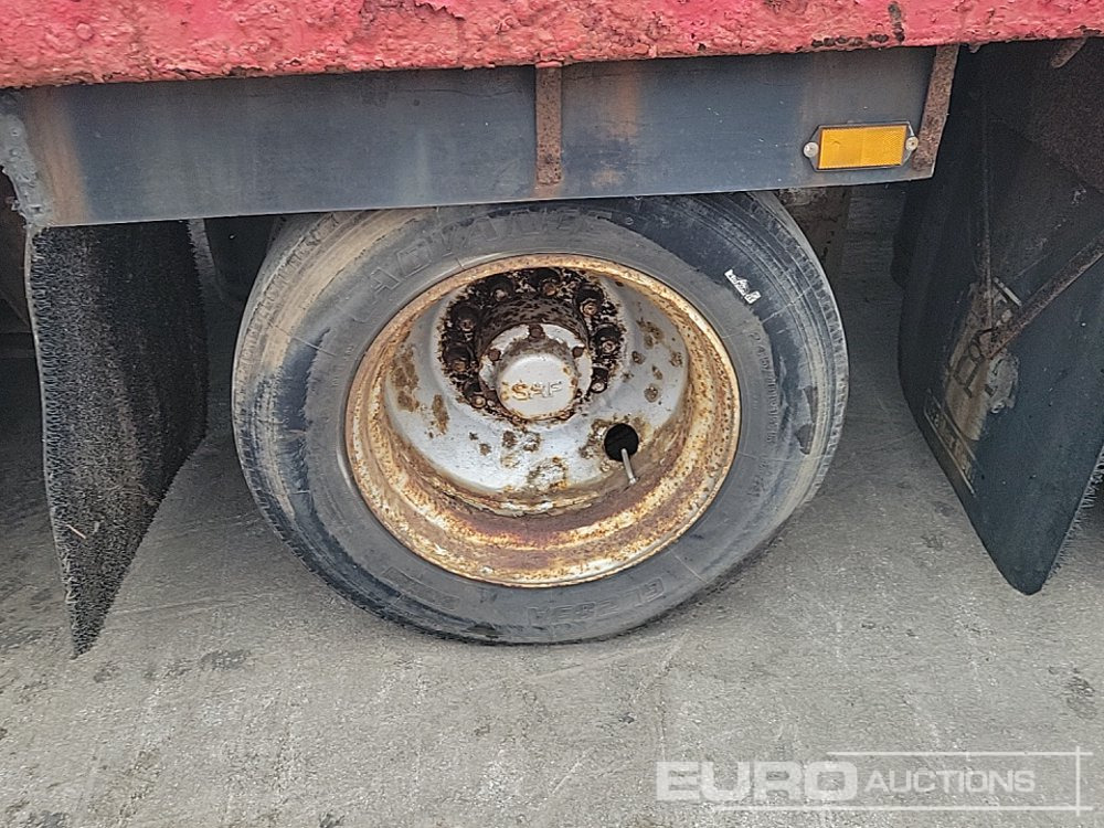 Žemo profilio platforma puspriekabė Tri Axle Low Loader Trailer, Winch, Hydraulic Ramp: foto 13 Žemo profilio platforma puspriekabė Tri Axle Low Loader Trailer, Winch, Hydraulic Ramp: foto 13