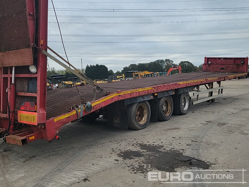 Žemo profilio platforma puspriekabė Tri Axle Low Loader Trailer, Winch, Hydraulic Ramp: foto 26 Žemo profilio platforma puspriekabė Tri Axle Low Loader Trailer, Winch, Hydraulic Ramp: foto 26