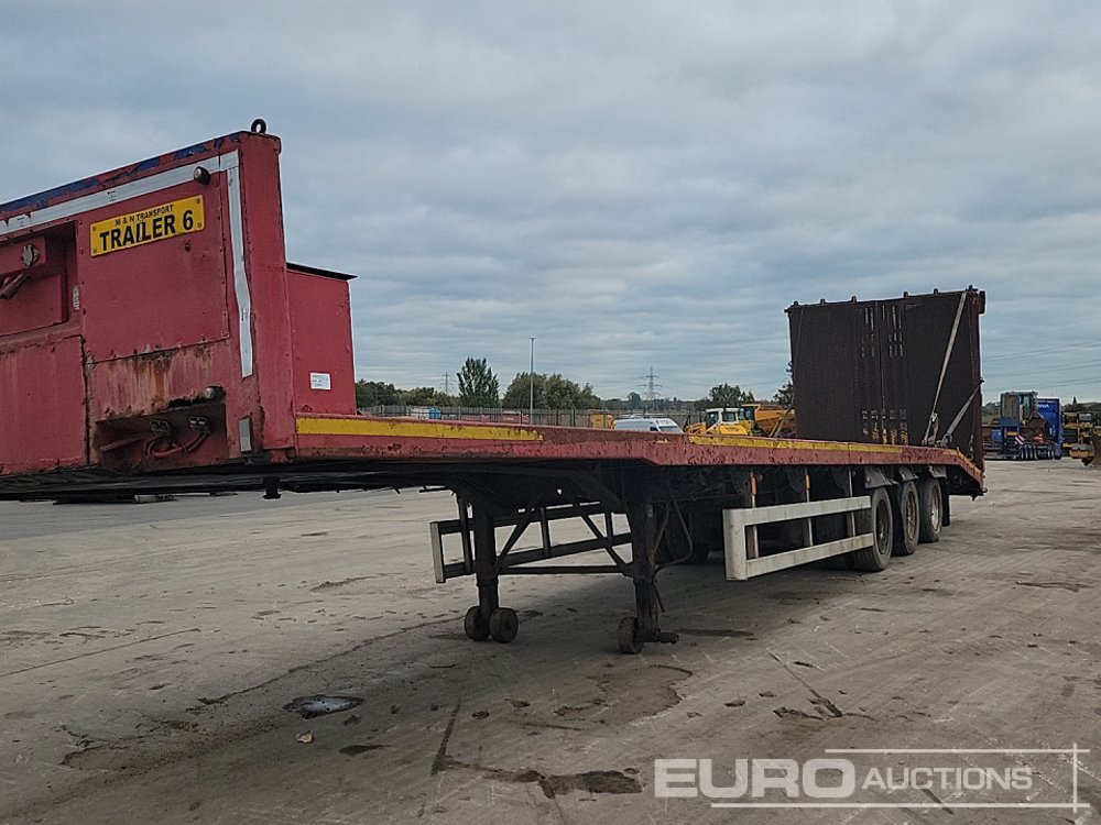 Žemo profilio platforma puspriekabė Tri Axle Low Loader Trailer, Winch, Hydraulic Ramp: foto 39 Žemo profilio platforma puspriekabė Tri Axle Low Loader Trailer, Winch, Hydraulic Ramp: foto 39