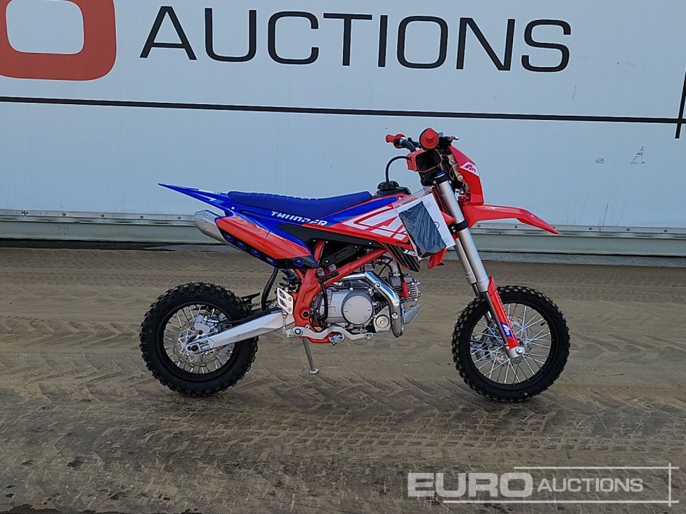 Motociklas Unused 2025 Apollo Thunder 125cc Motorcross Bike, 14" Front, 12" Rear Tyres, Electric Start, Air Cooled, Hydraulic Suspension, Disc Brakes, Lighting Kit (UNASSEMBLED): foto 6 Motociklas Unused 2025 Apollo Thunder 125cc Motorcross Bike, 14" Front, 12" Rear Tyres, Electric Start, Air Cooled, Hydraulic Suspension, Disc Brakes, Lighting Kit (UNASSEMBLED): foto 6