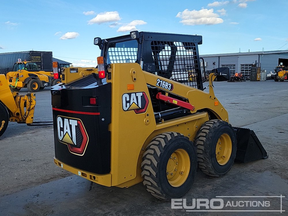 Unused 2025 CAT 216B3 - Mini krautuvas: foto 5 Unused 2025 CAT 216B3 - Mini krautuvas: foto 5
