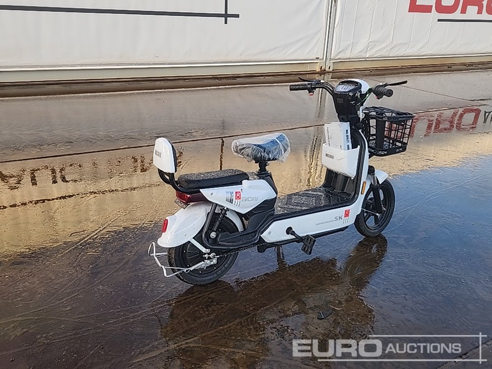 Unused 2025 SK8 Electric Bicycle - Golfo vežimėlias: foto 5 Unused 2025 SK8 Electric Bicycle - Golfo vežimėlias: foto 5