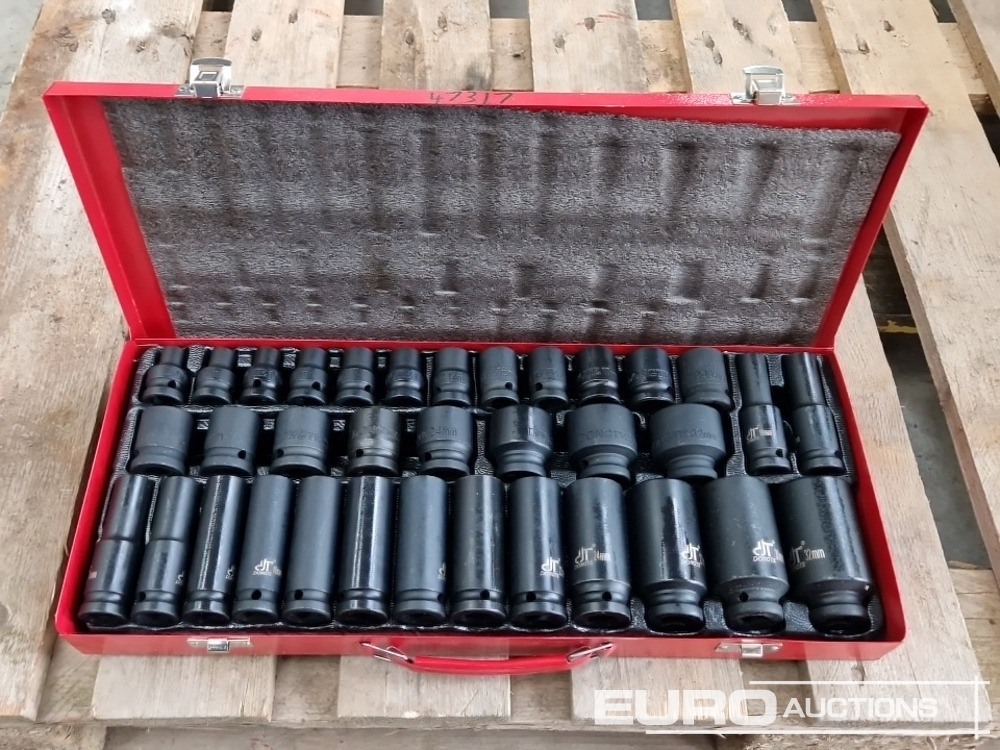 Unused 35 Piece 1/2" Drive Air Impact Socket Set, Steel Case - Garažo įranga: foto 1 Unused 35 Piece 1/2" Drive Air Impact Socket Set, Steel Case - Garažo įranga: foto 1