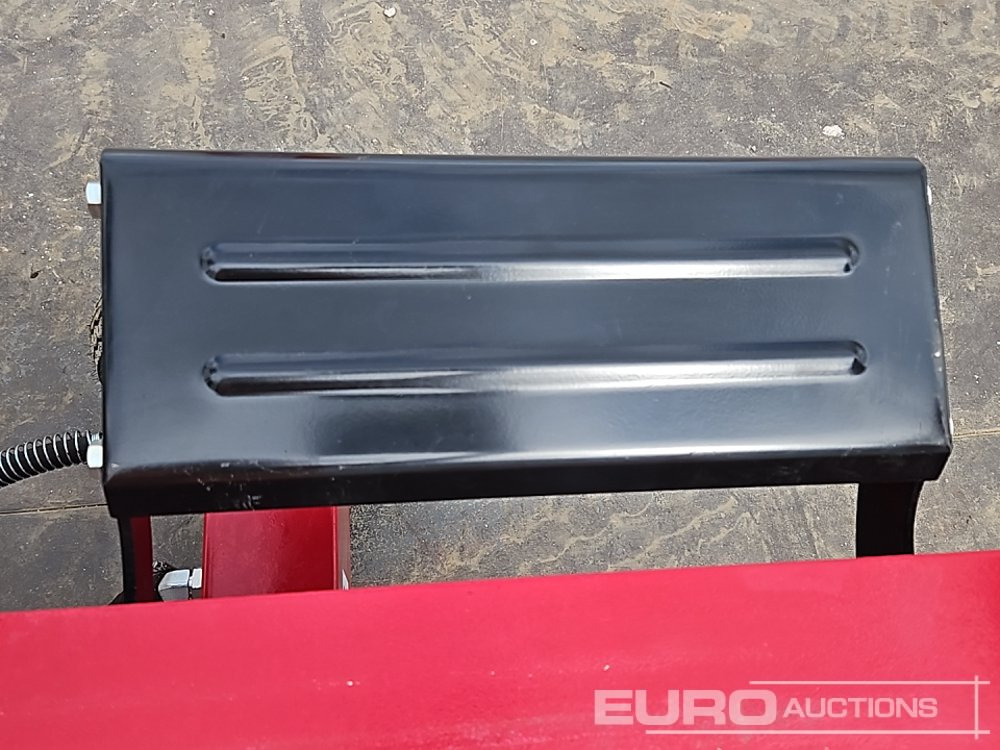 Garažo įranga Unused Boss HVG27T: foto 40