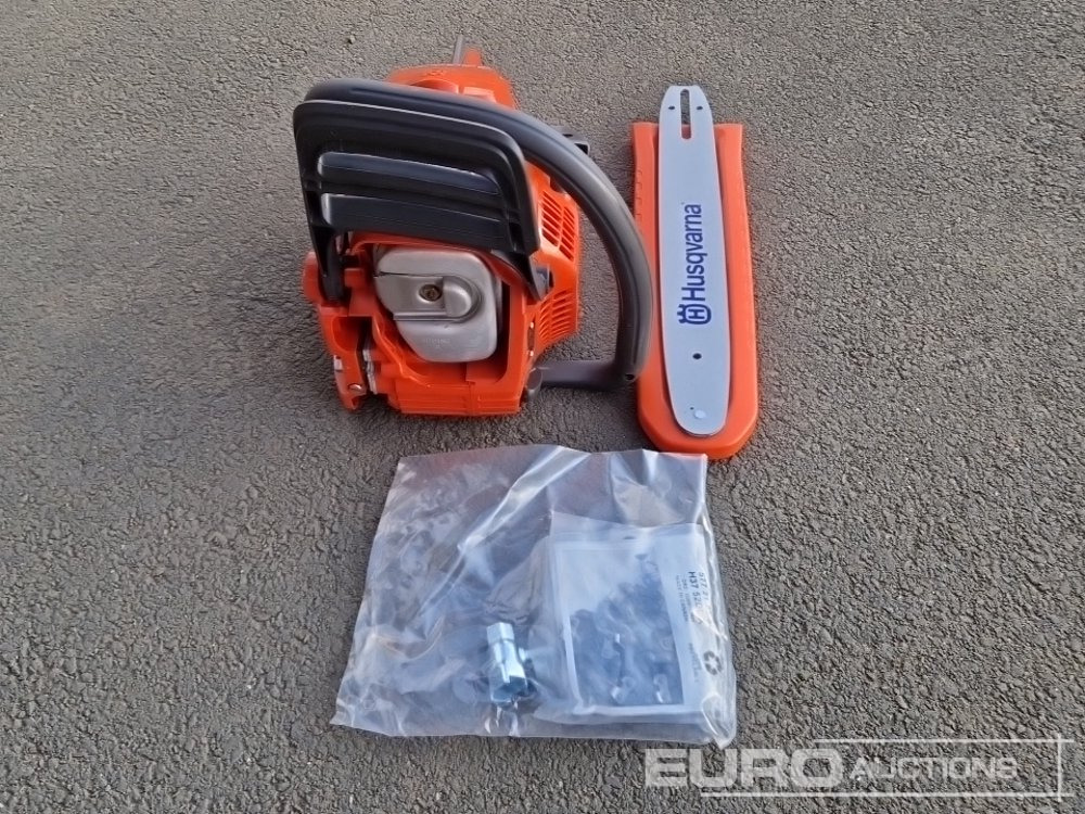 Garažo įranga Unused Husqvarna 120 Mark II 14" Petrol Chain Saw: foto 9