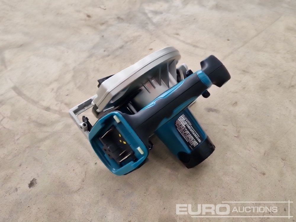 Unused Makita 18v XLT Circlar Saw (Body Only) - Statybinė įranga: foto 3 Unused Makita 18v XLT Circlar Saw (Body Only) - Statybinė įranga: foto 3