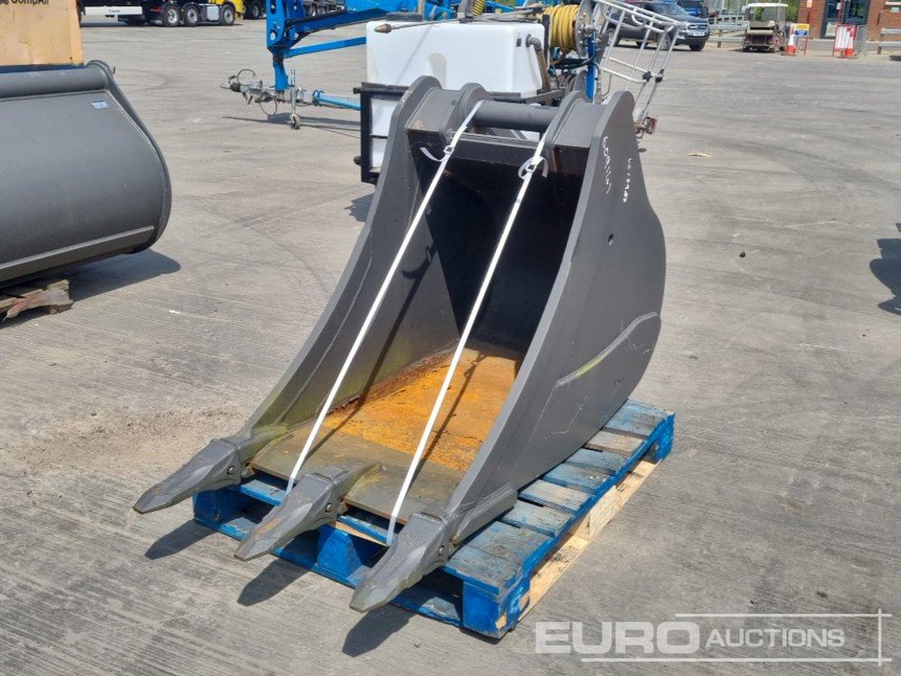 Unused Miller 30" Scoop Bucket 80mm Pin to suit 20 Ton Excavator - Kaušas: foto 1 Unused Miller 30" Scoop Bucket 80mm Pin to suit 20 Ton Excavator - Kaušas: foto 1