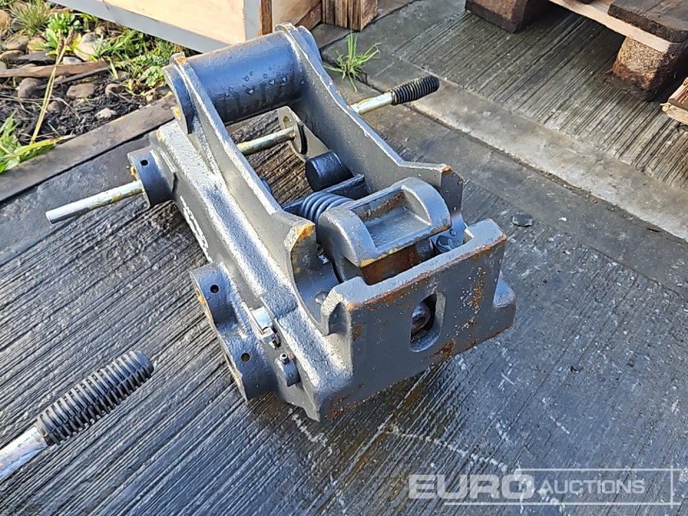 Unused Miller Single Lock QH 45mm Pin to suit 4-6 Ton Excavator - Greita jungtis: foto 3 Unused Miller Single Lock QH 45mm Pin to suit 4-6 Ton Excavator - Greita jungtis: foto 3