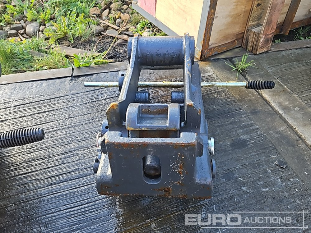 Unused Miller Single Lock QH 45mm Pin to suit 4-6 Ton Excavator - Greita jungtis: foto 4 Unused Miller Single Lock QH 45mm Pin to suit 4-6 Ton Excavator - Greita jungtis: foto 4