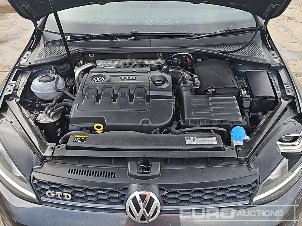 Lengvasis automobilis Volkswagen Golf: foto 13